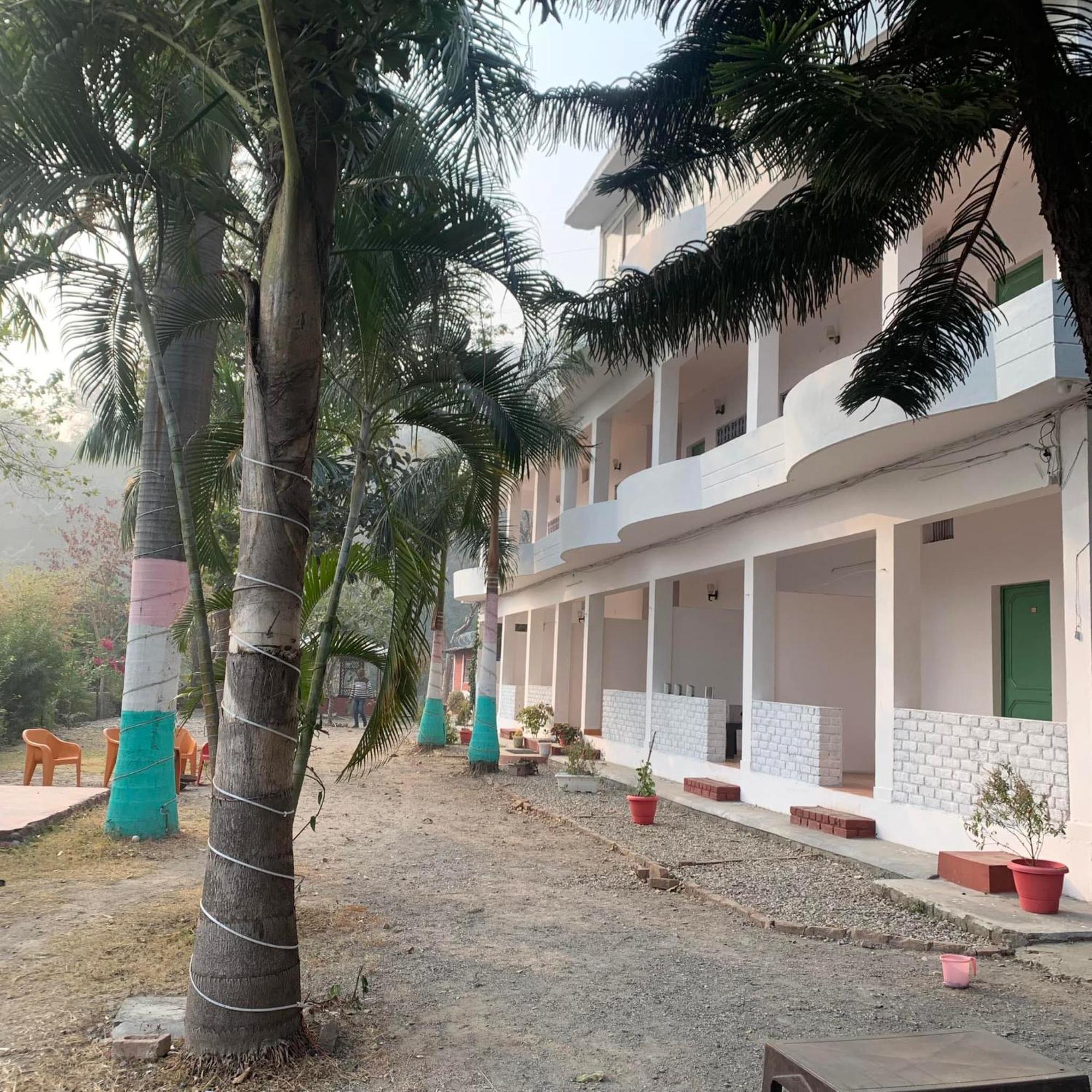 The Roxxy Royal Resort Rishīkesh Buitenkant foto